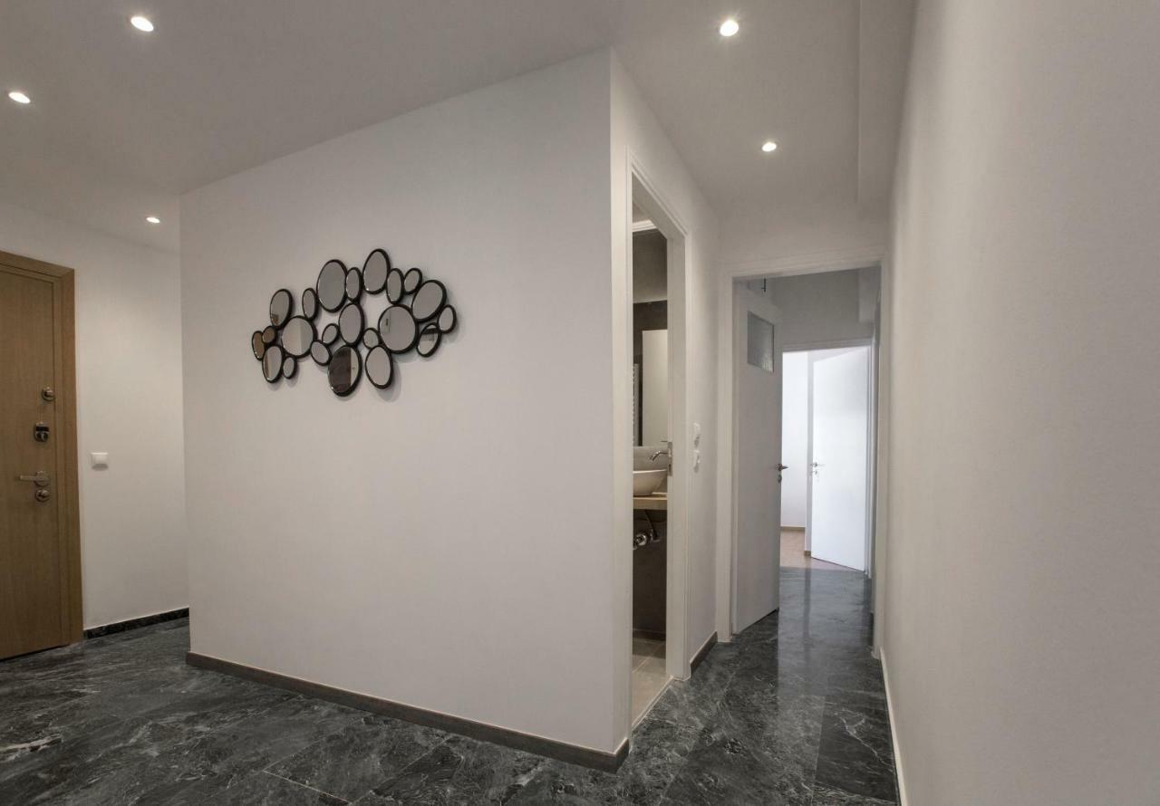 Roomy And Comfortable Apartment Near Acropolis By Ghh 雅典 外观 照片