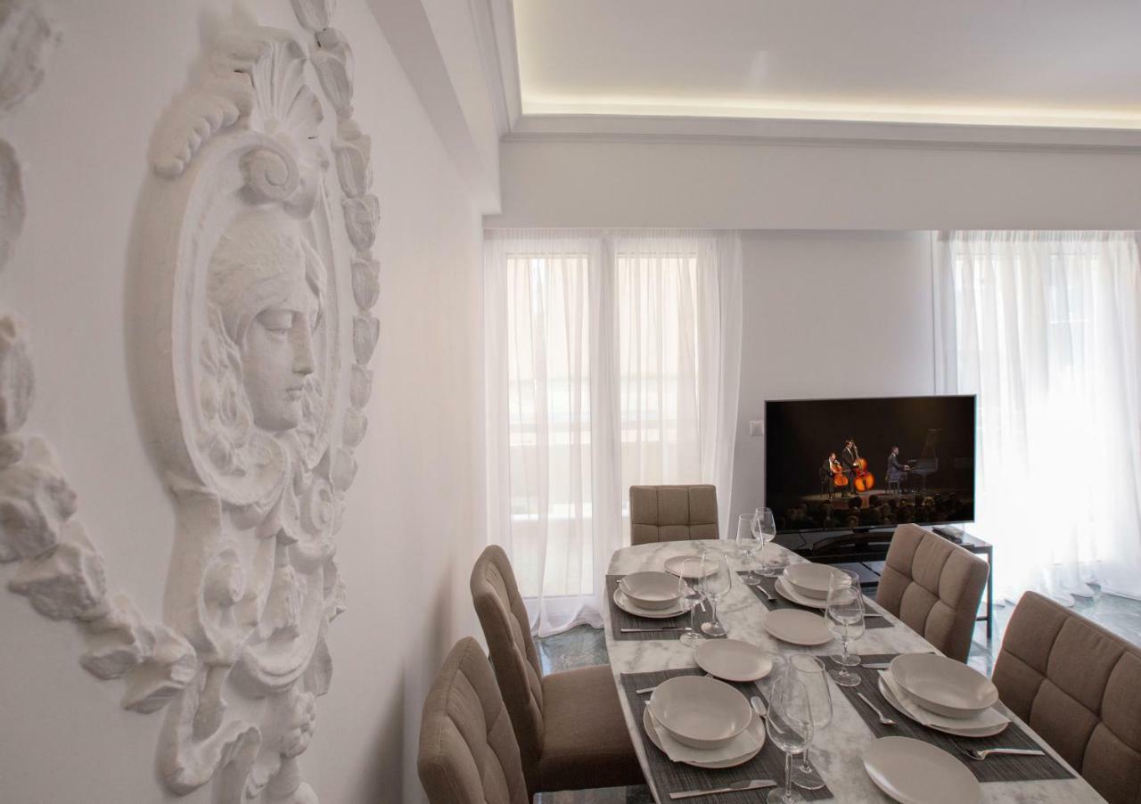 Roomy And Comfortable Apartment Near Acropolis By Ghh 雅典 外观 照片